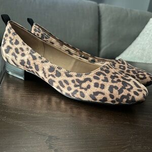 Lifestride Cameo Slip-On Flats (Leopard) Wide Width